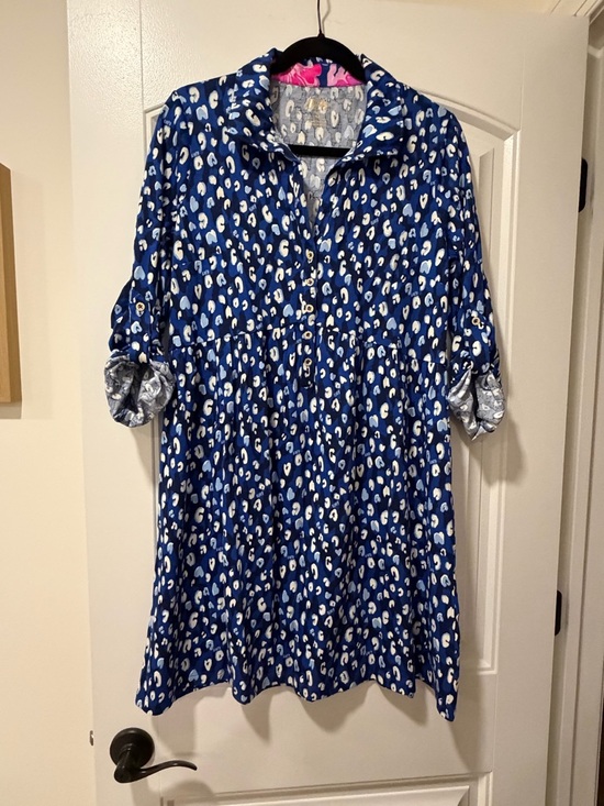 Lilly Pulitzer Dresses & Skirts - Lilly Pulitzer Blue & White Leopard Print Button-Front Tunic